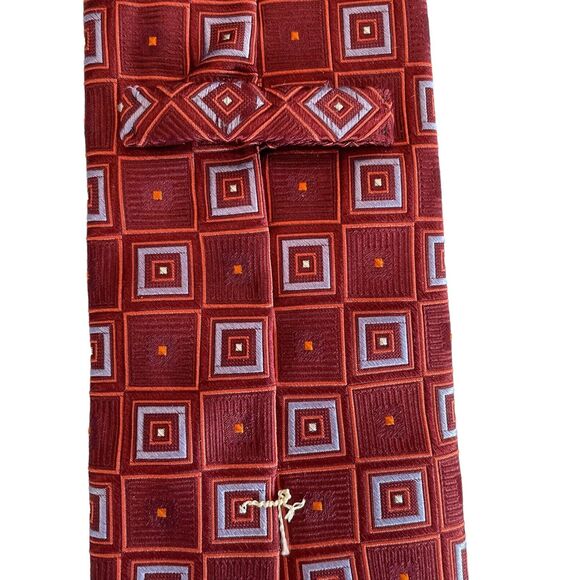 John W Nordstrom Necktie 100% Silk Italian Designer  Burgundy Gray Tie 58x4” VTG - Picture 2 of 5